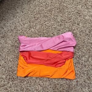 Contrast Twisted Front Tube Top - Micas